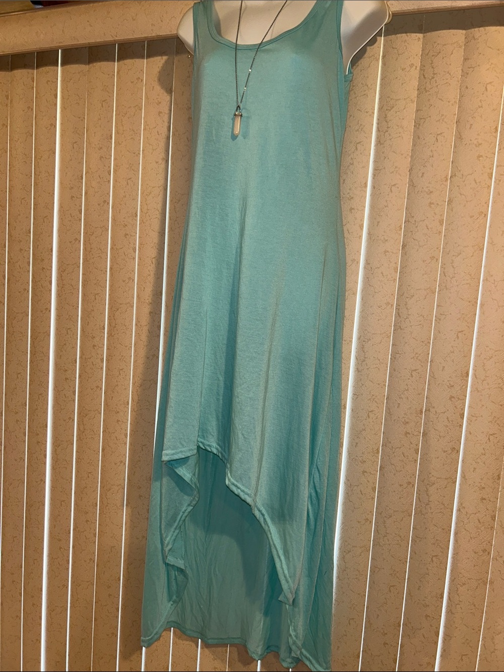 Sleeveless Scoop Neck High-Low Maxi Dress in Aqua